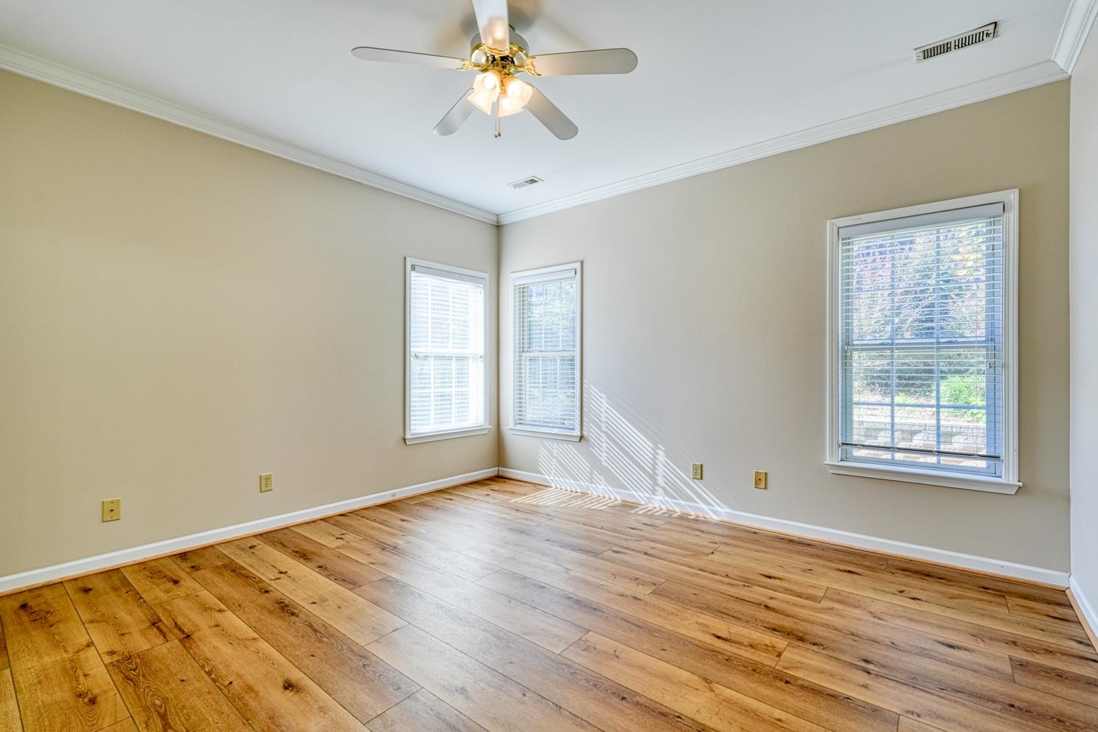 840 Laurelcreek Drive Property Photo 19