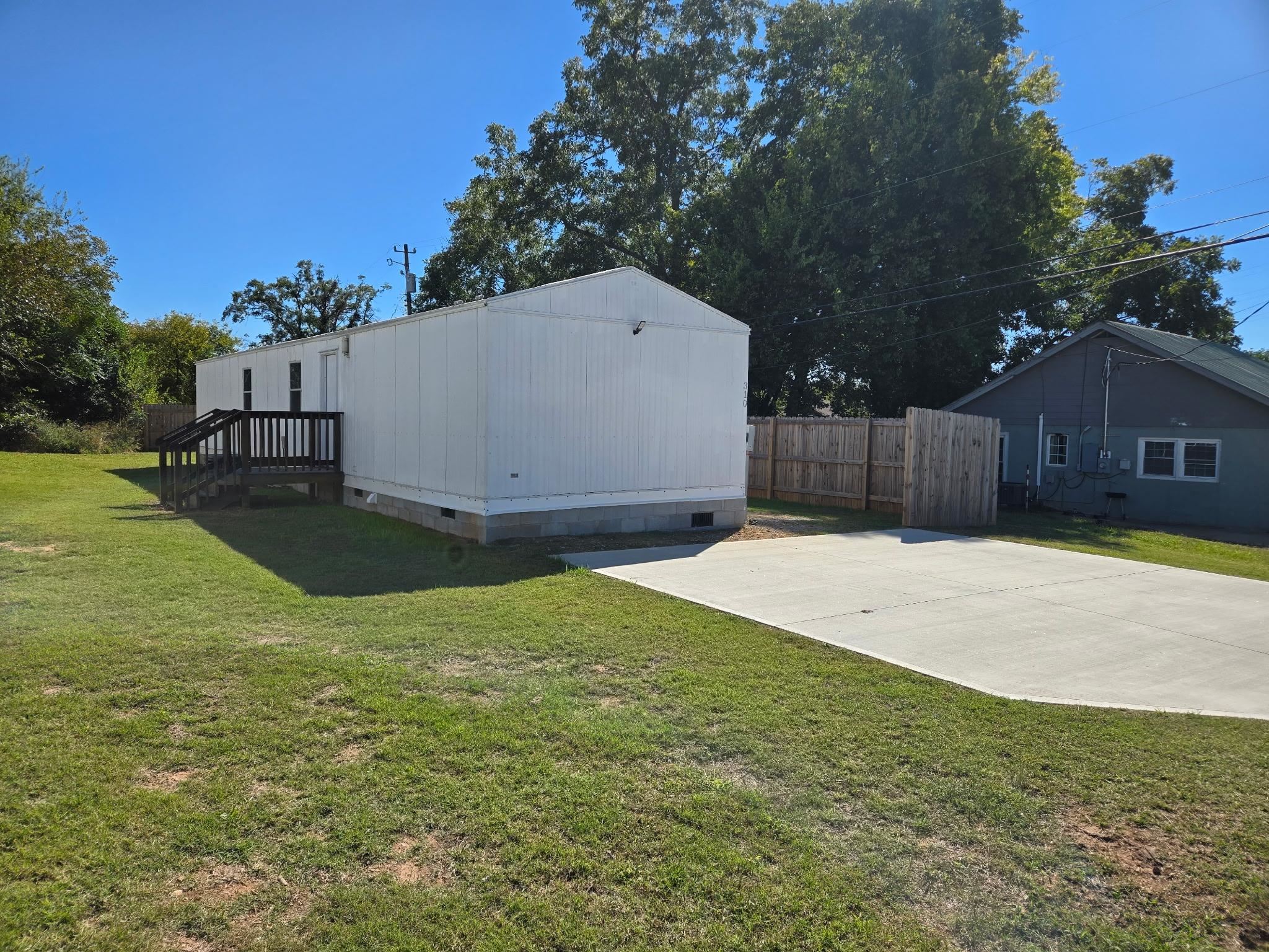 310 Garner Road Property Photo 1