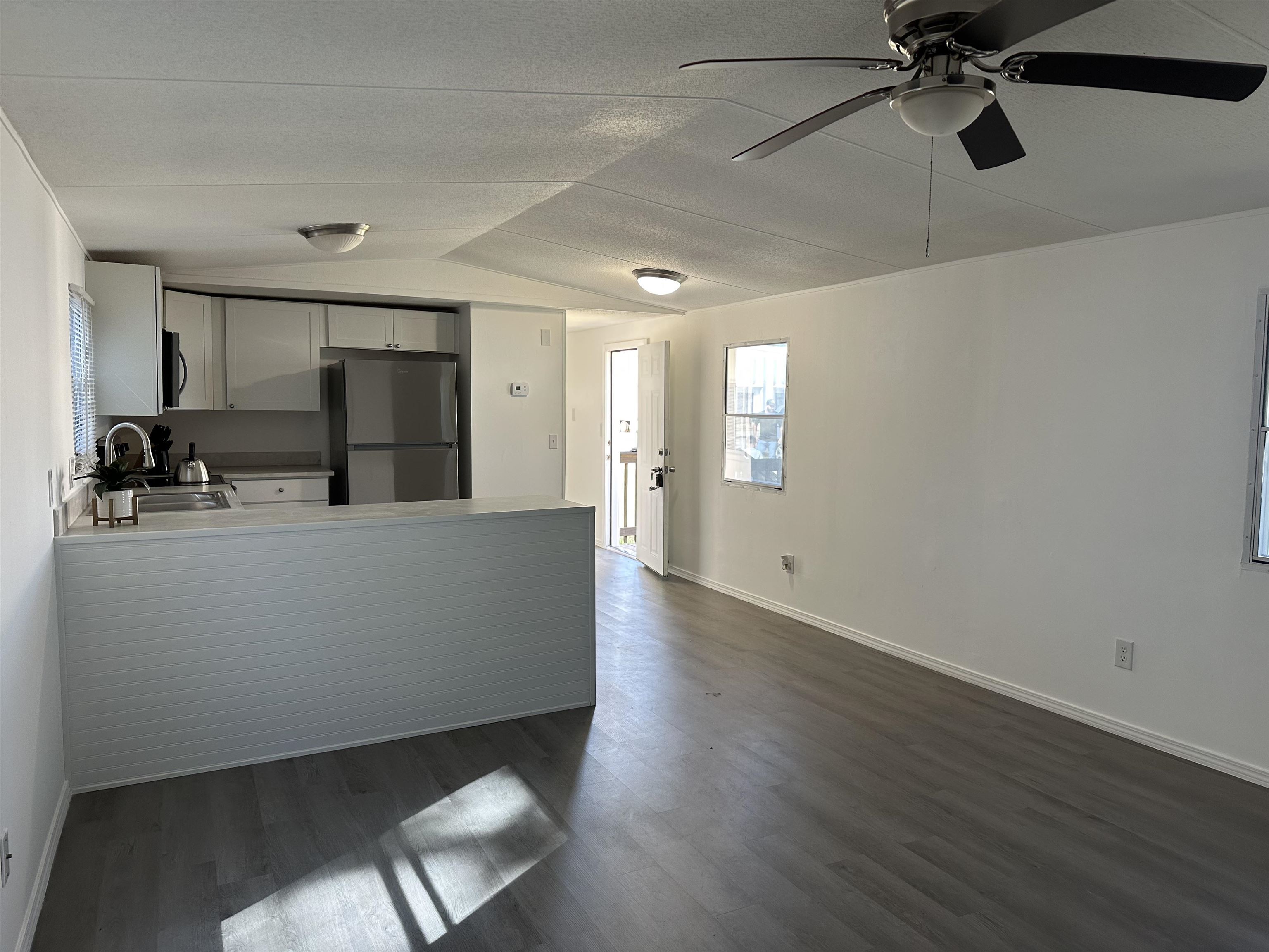 310 Garner Road Property Photo 4
