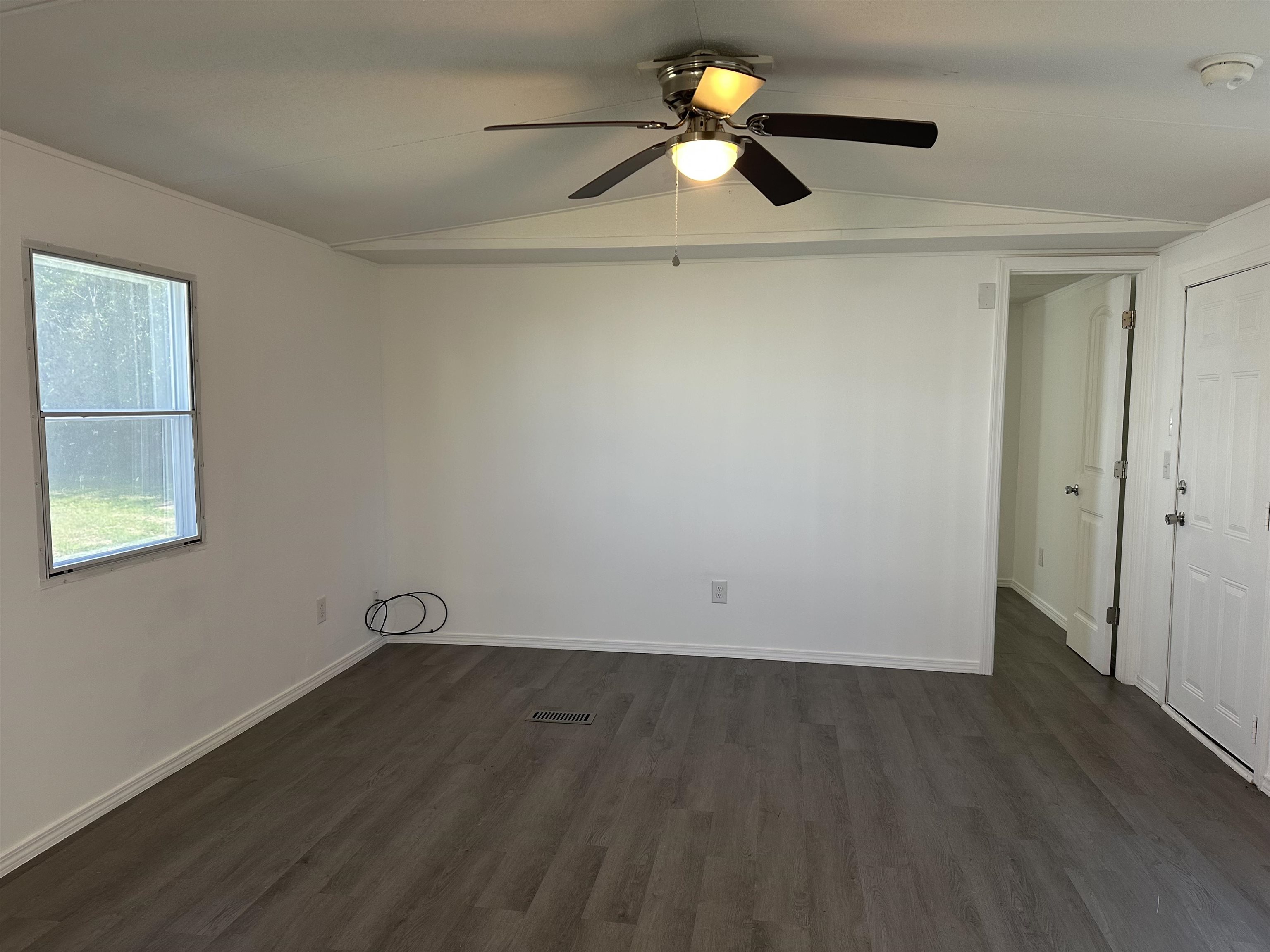 310 Garner Road Property Photo 5