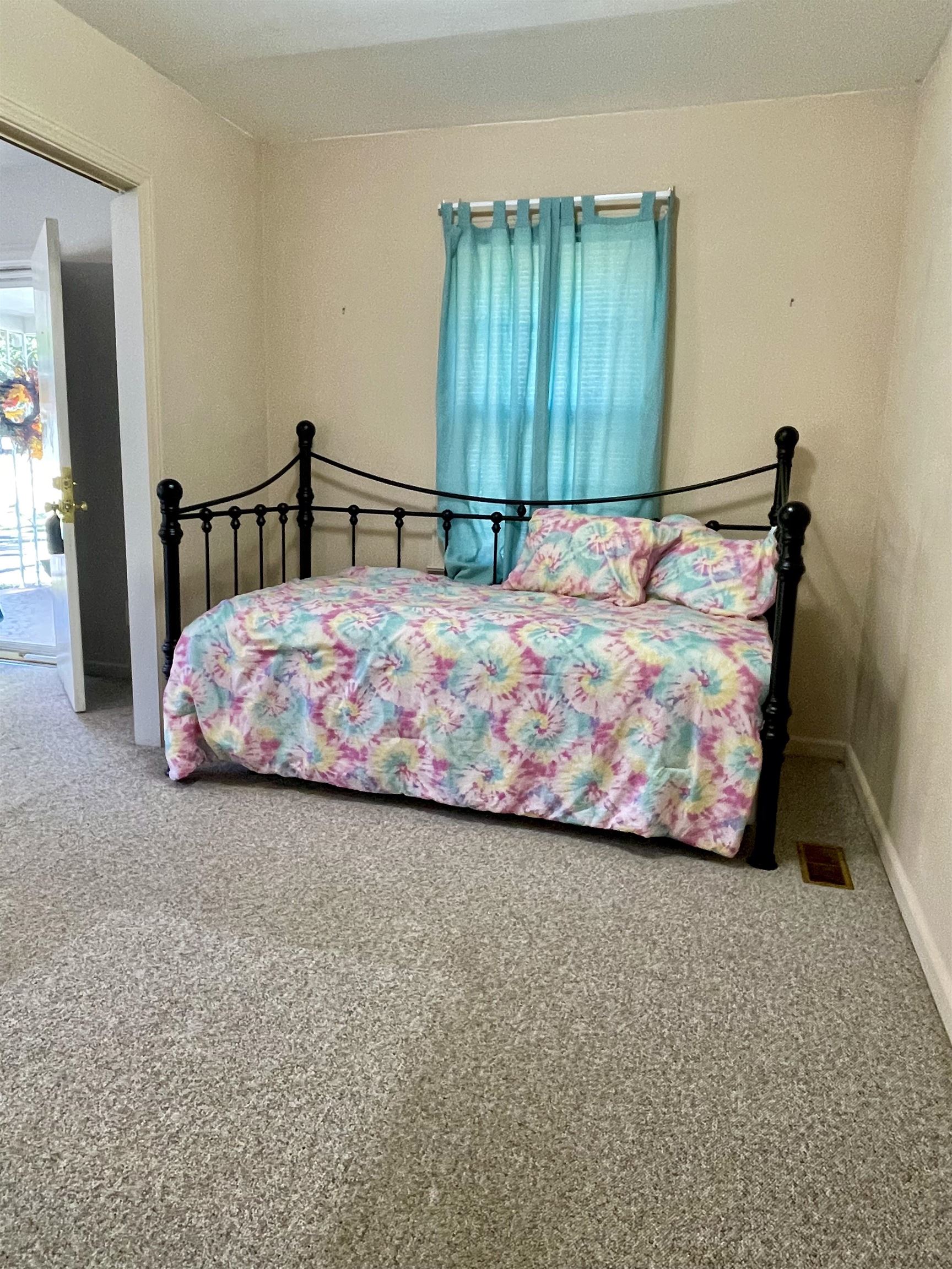1007 Thomas Road Property Photo 13