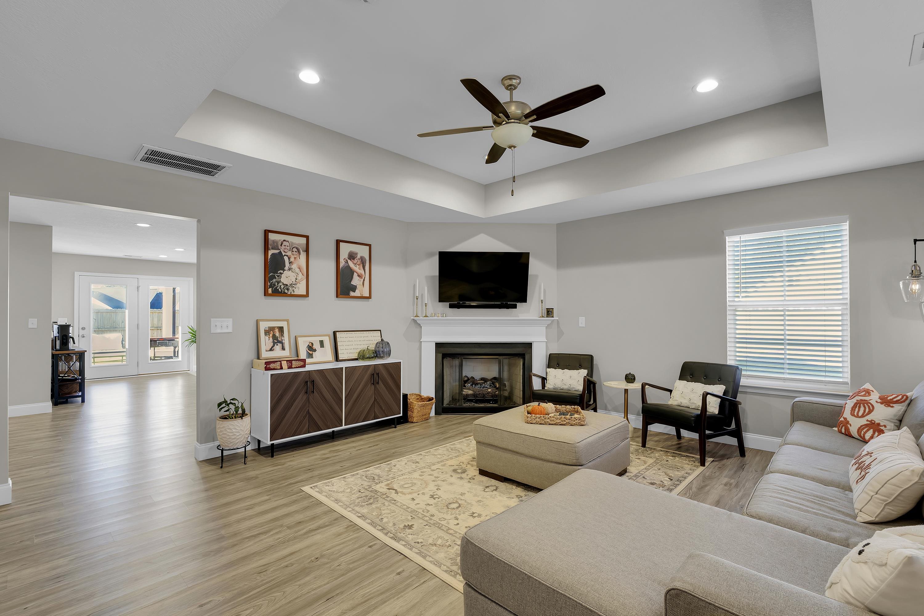 123 Lily Way Property Photo 5
