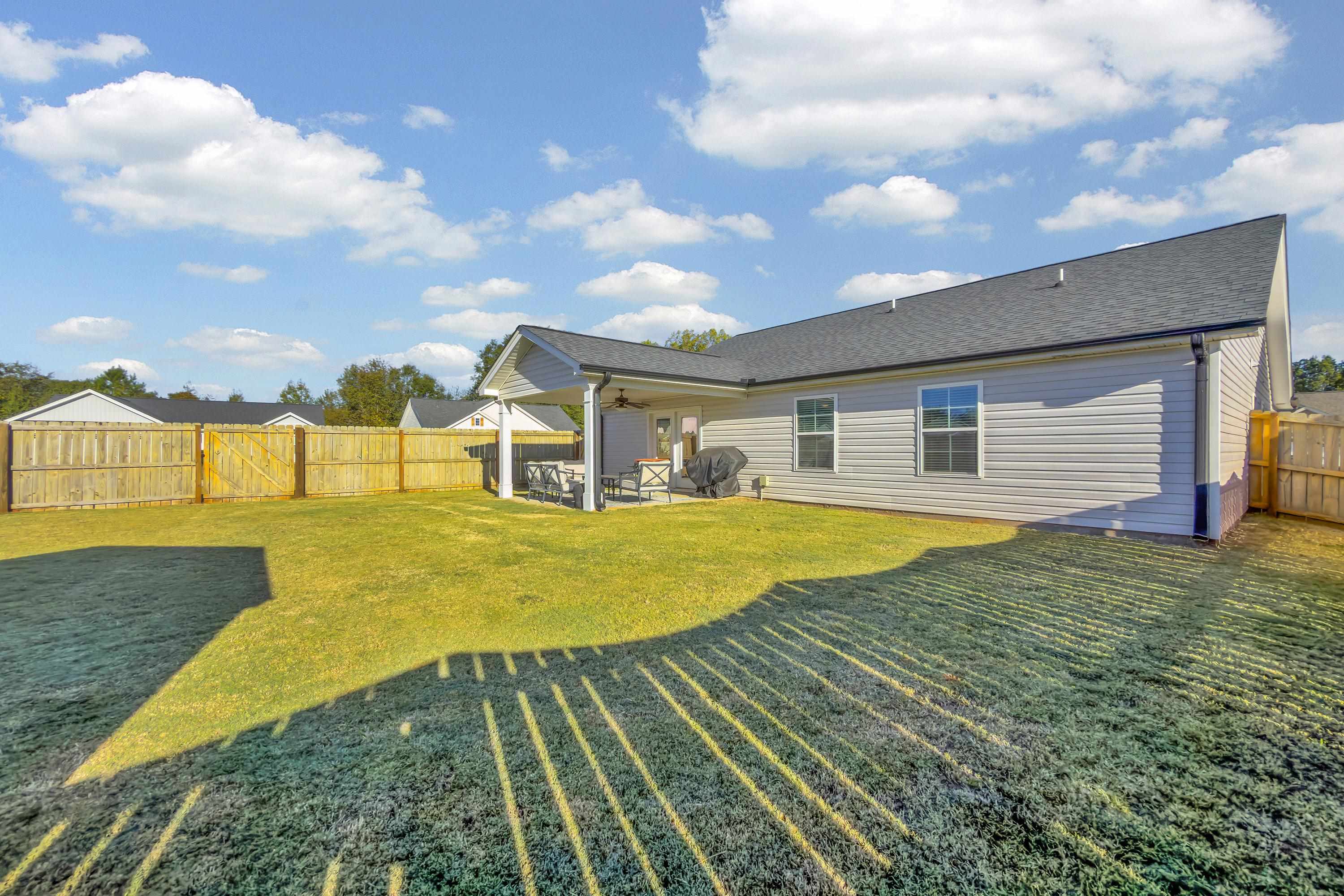 123 Lily Way Property Photo 24