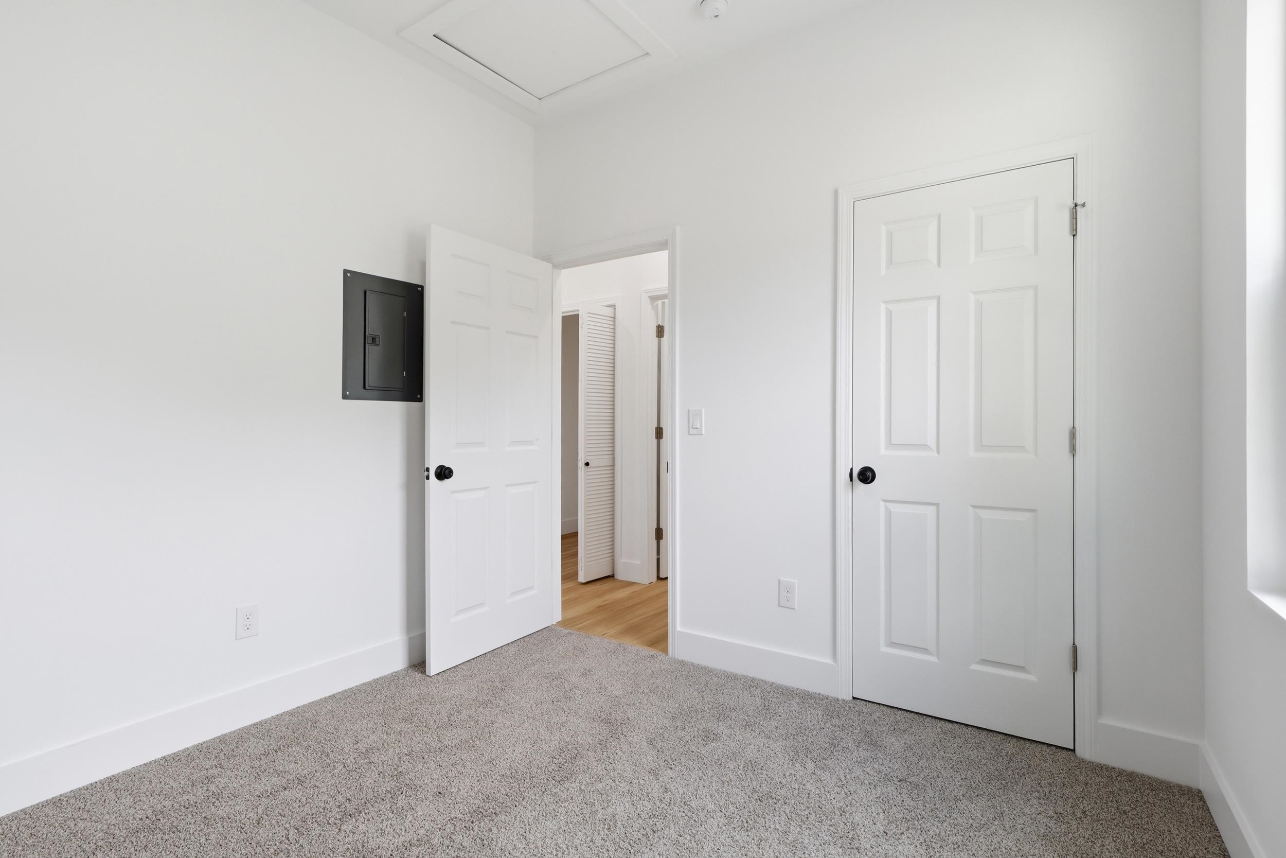 706 Gray Street Property Photo 18