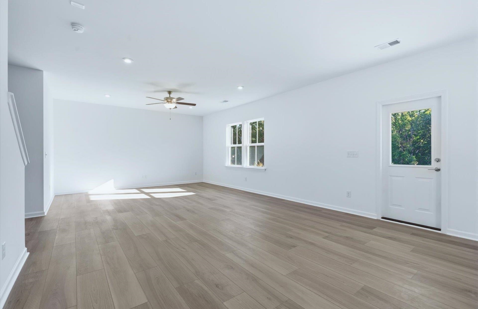 1450 Willow Ridge Way Property Photo 9
