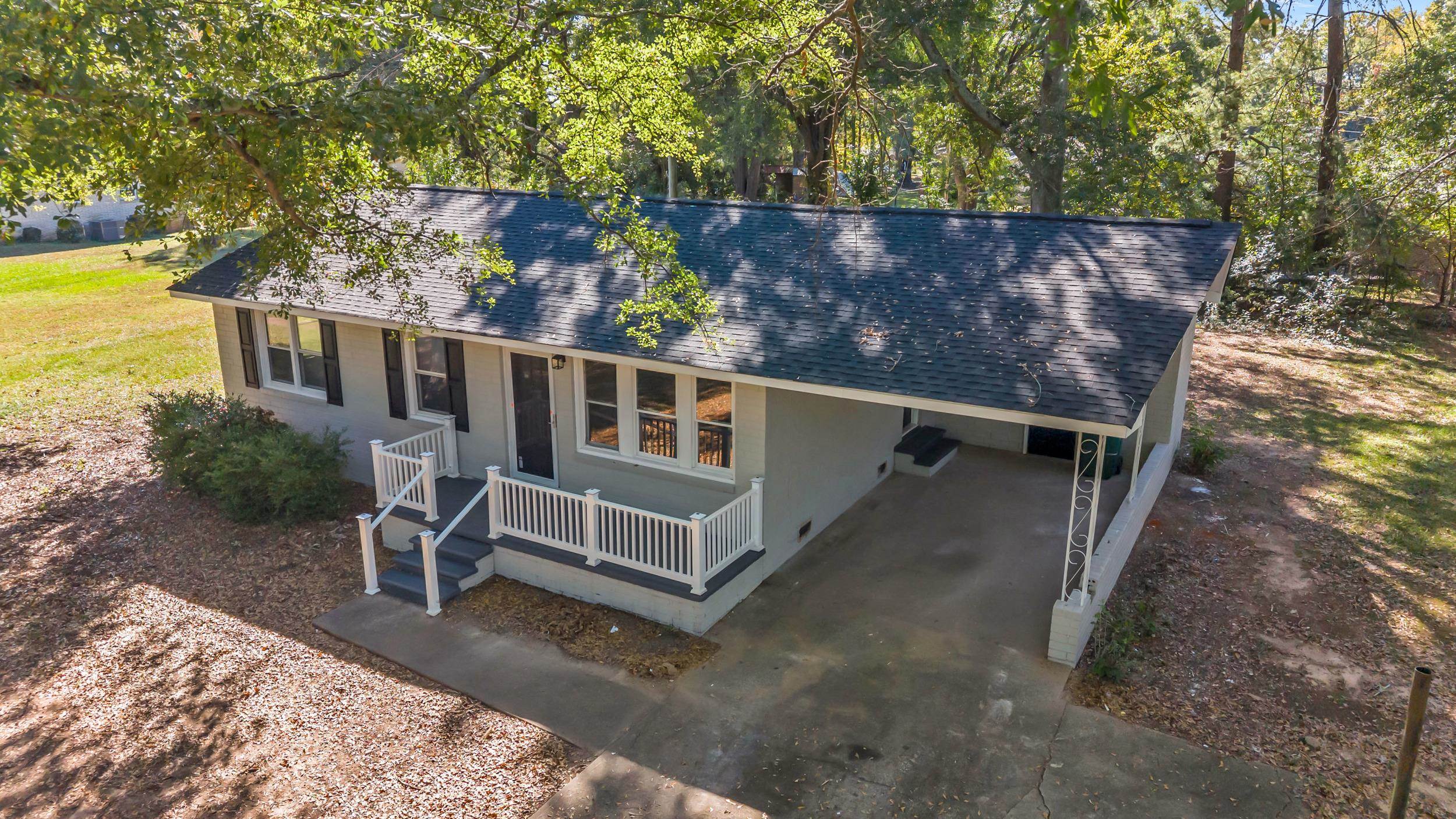 2005 W Buford Street Property Photo 28