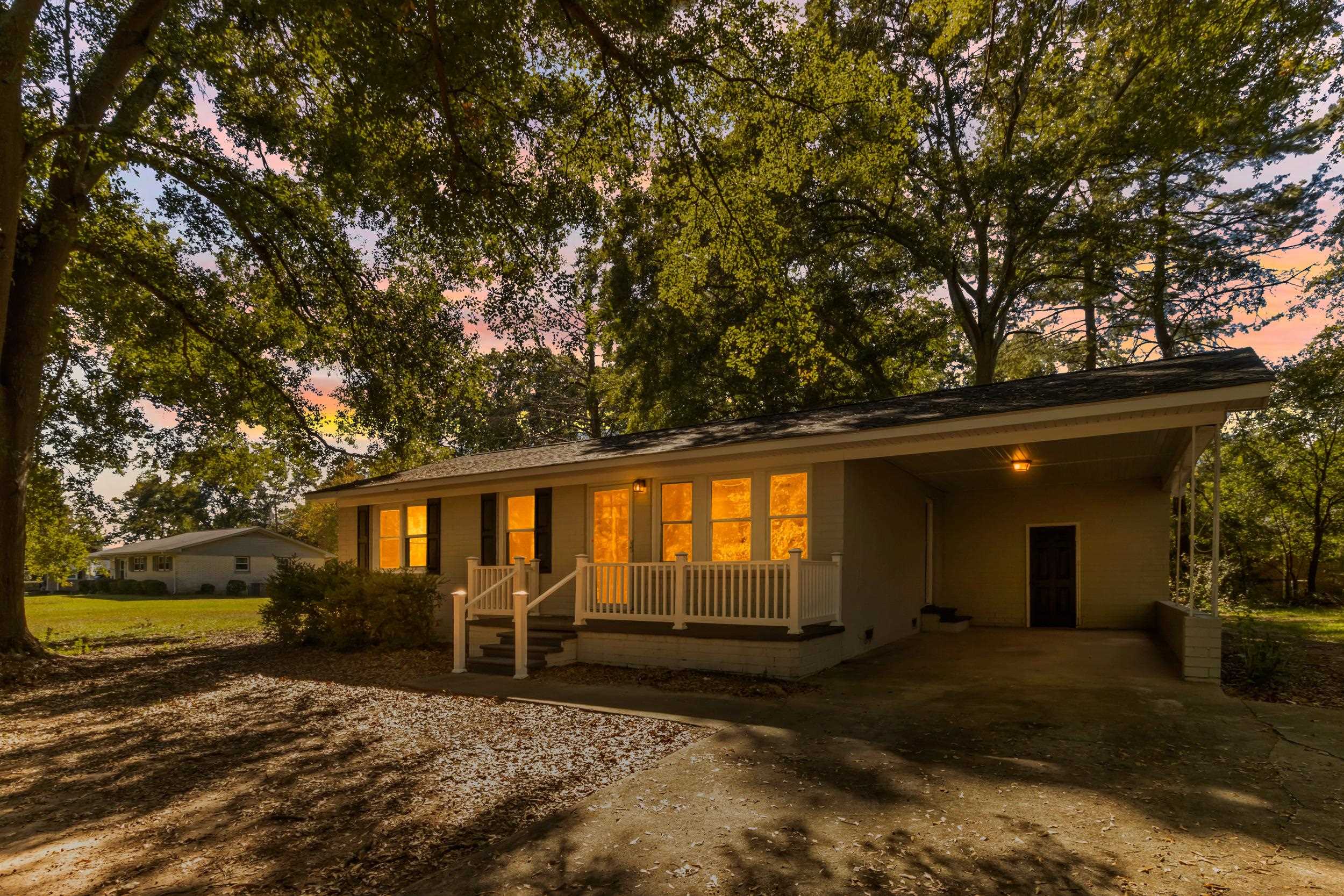 2005 W Buford Street Property Photo 32