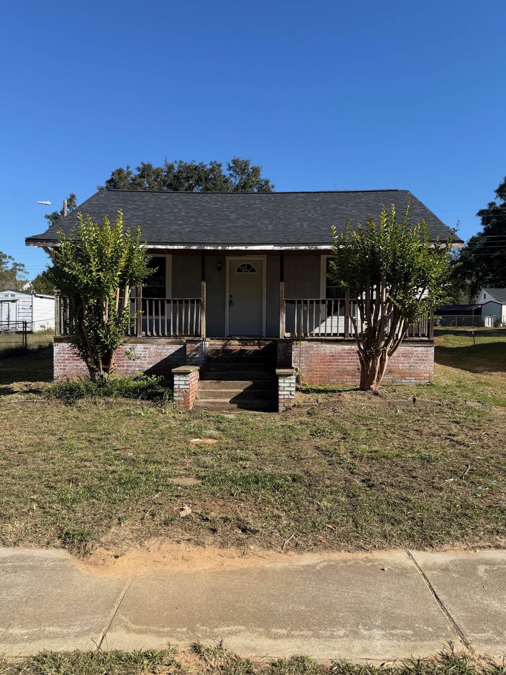 327 Woodruff Street Property Photo 1