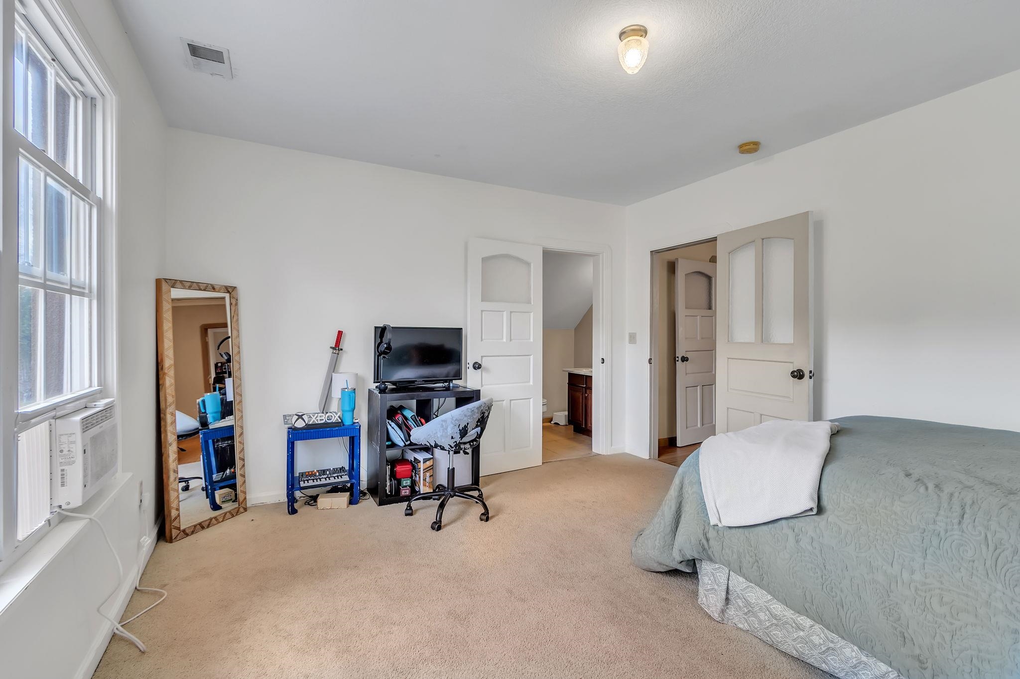 318 Saranac Drive Property Photo 14