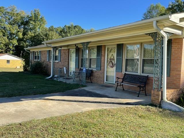 113 Edsel Drive Property Photo 1