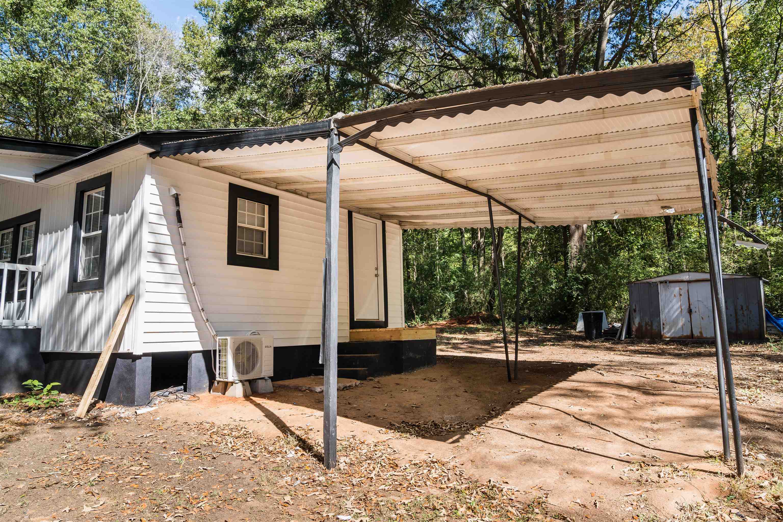 115 Bailey Street Property Photo 3