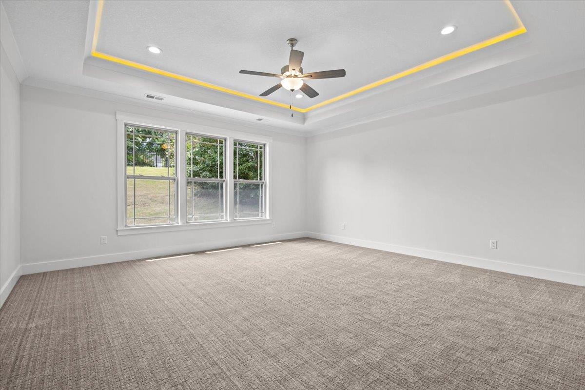 18 Double Crest Drive Property Photo 11