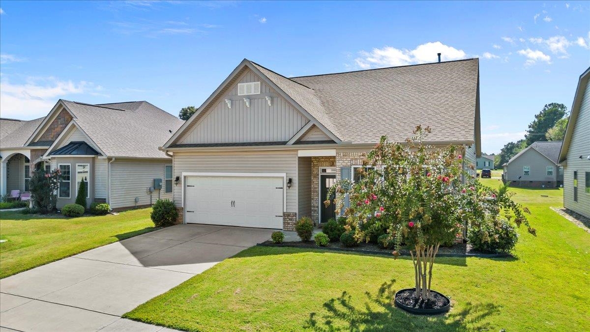 668 Ridgeville Crossing Drive Property Photo 3