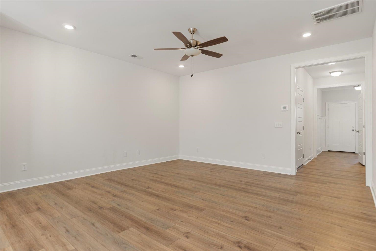 6 Camden Woods Trail Property Photo 5
