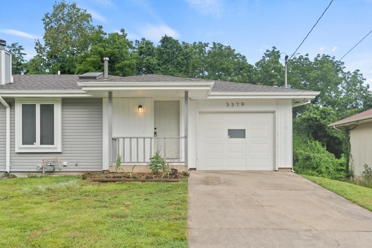 3379 South Warren Avenue Property Photo