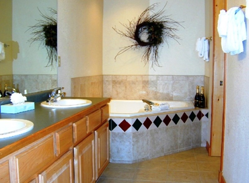 75 Snowflake Drive 227 Property Photo 8