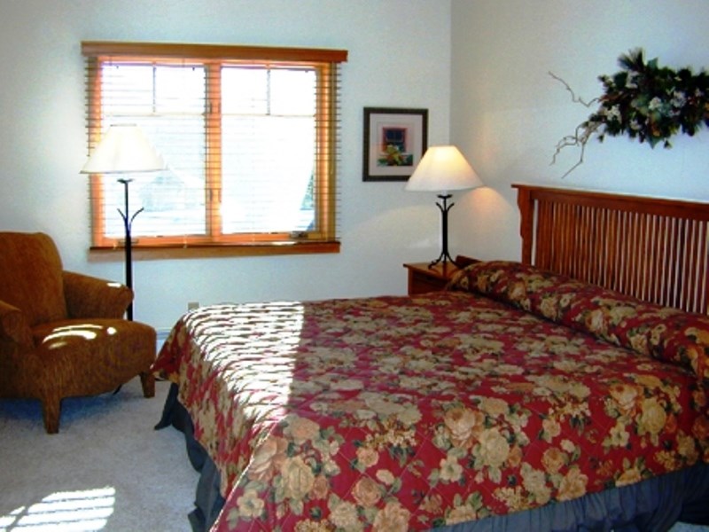 75 Snowflake Drive 5102 Property Photo 6