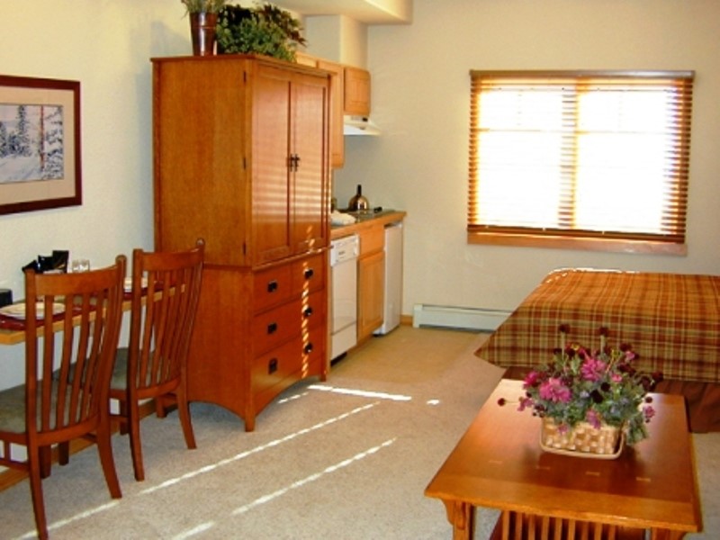 75 Snowflake Drive 6104 & 6105 Property Photo 10