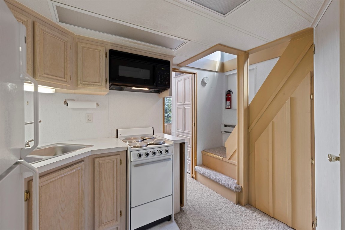 85 Revett Drive 118 Property Photo 15