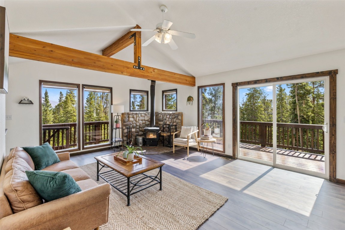 68 Miners Way Property Photo