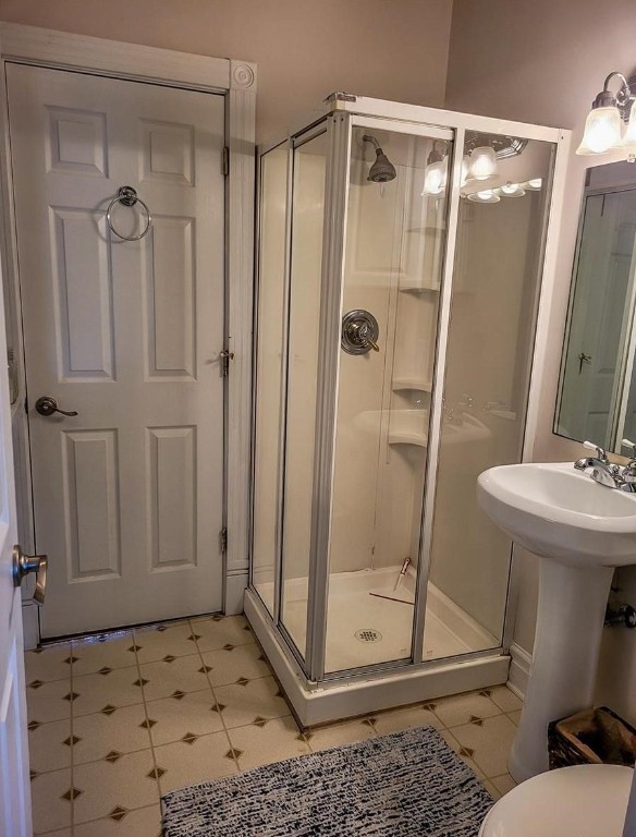 122 E 10th Street Property Photo 13