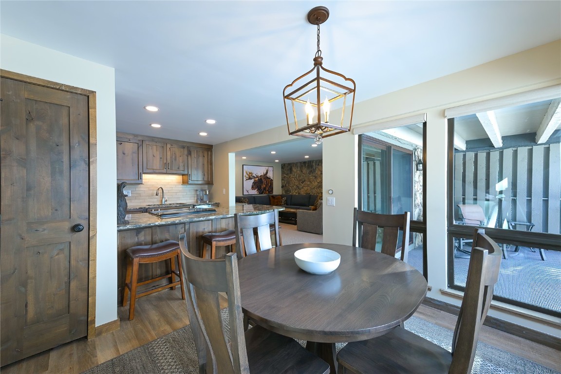 160 E La Bonte Street 102 Property Photo 10