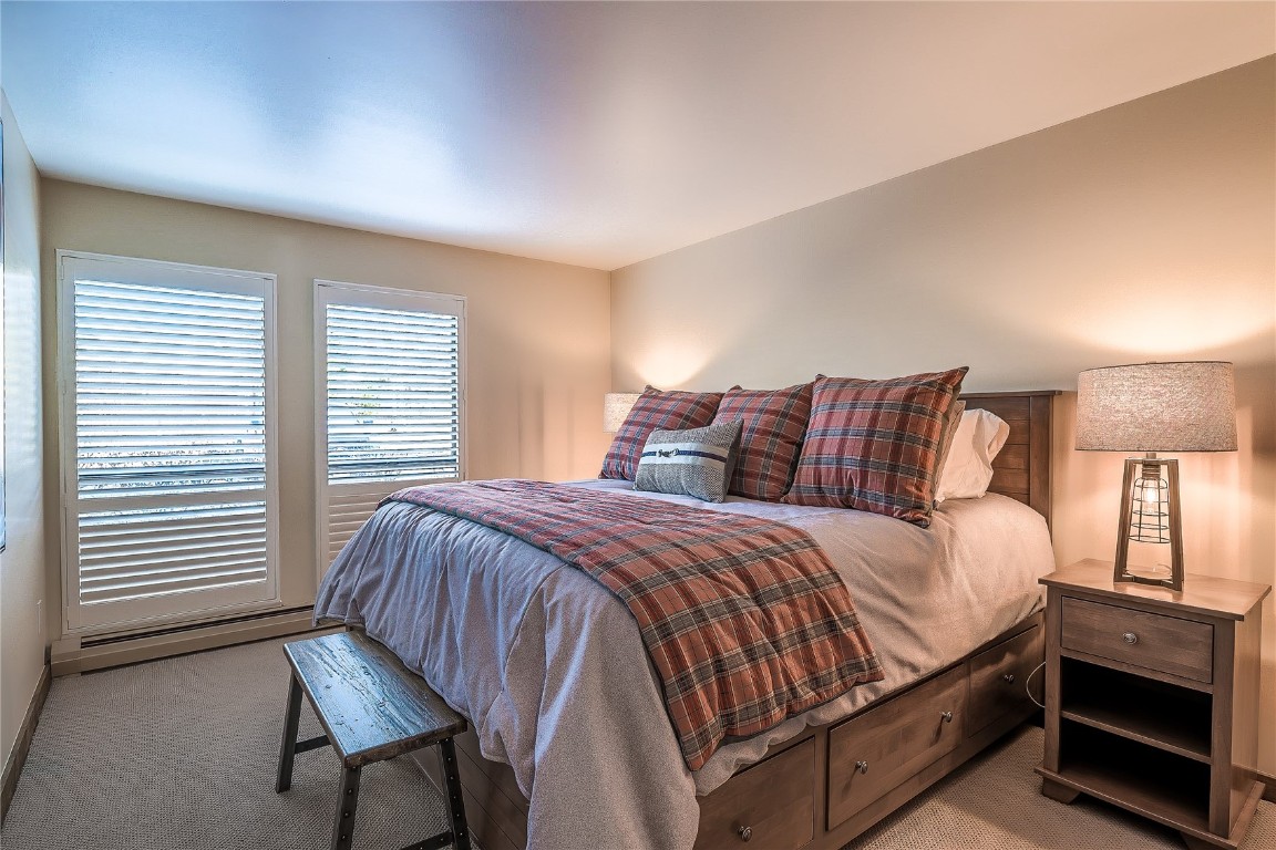 160 E La Bonte Street 102 Property Photo 23