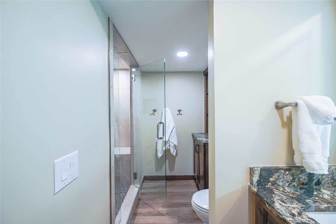 160 E La Bonte Street 102 Property Photo 26