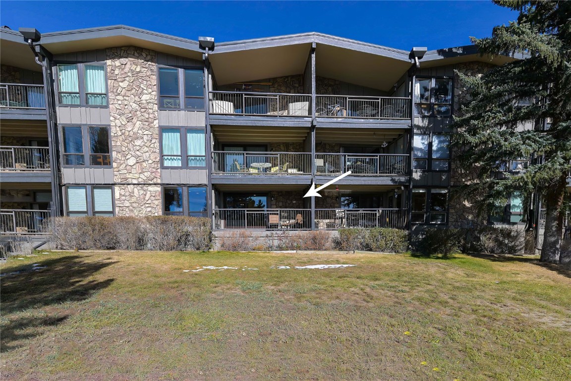 160 E La Bonte Street 102 Property Photo 28