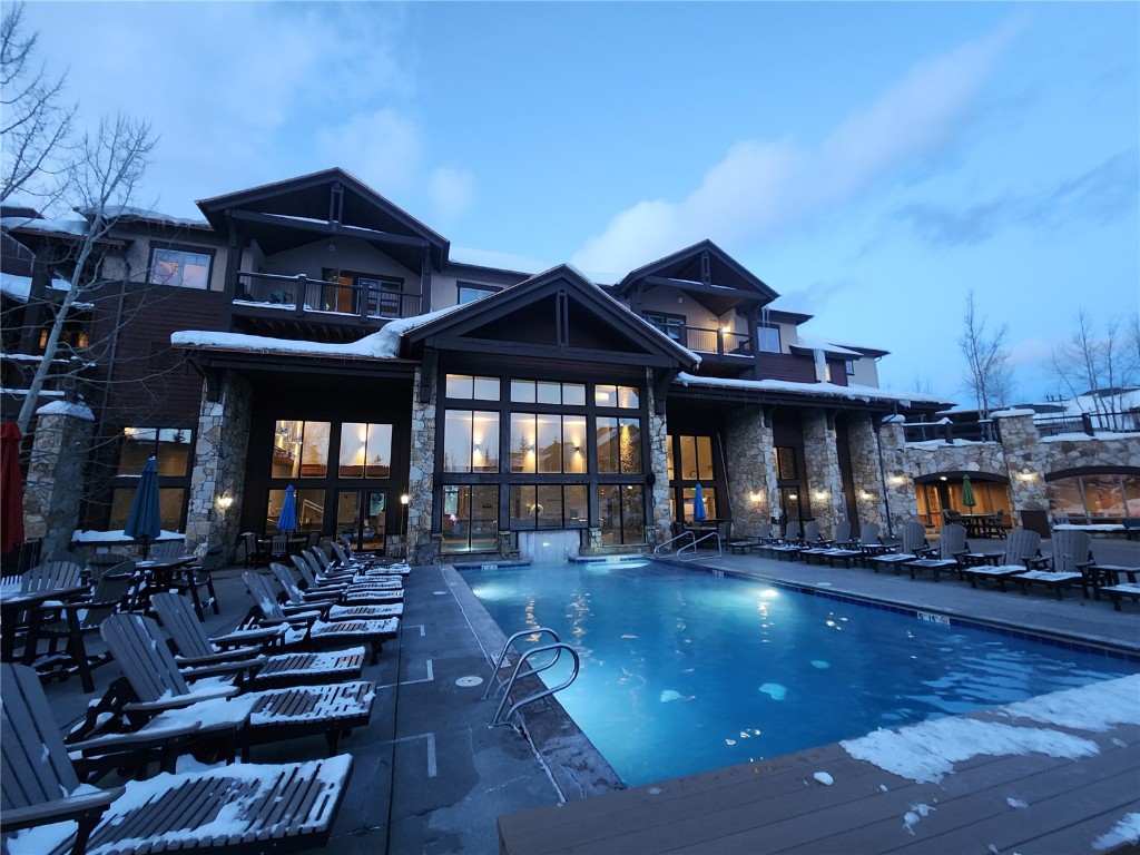 75 Snowflake 726/49 Property Photo 17