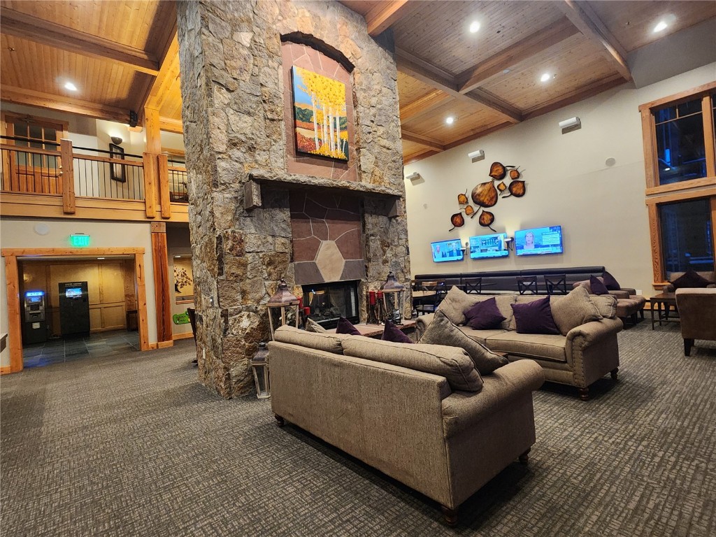 75 Snowflake 726/49 Property Photo 32