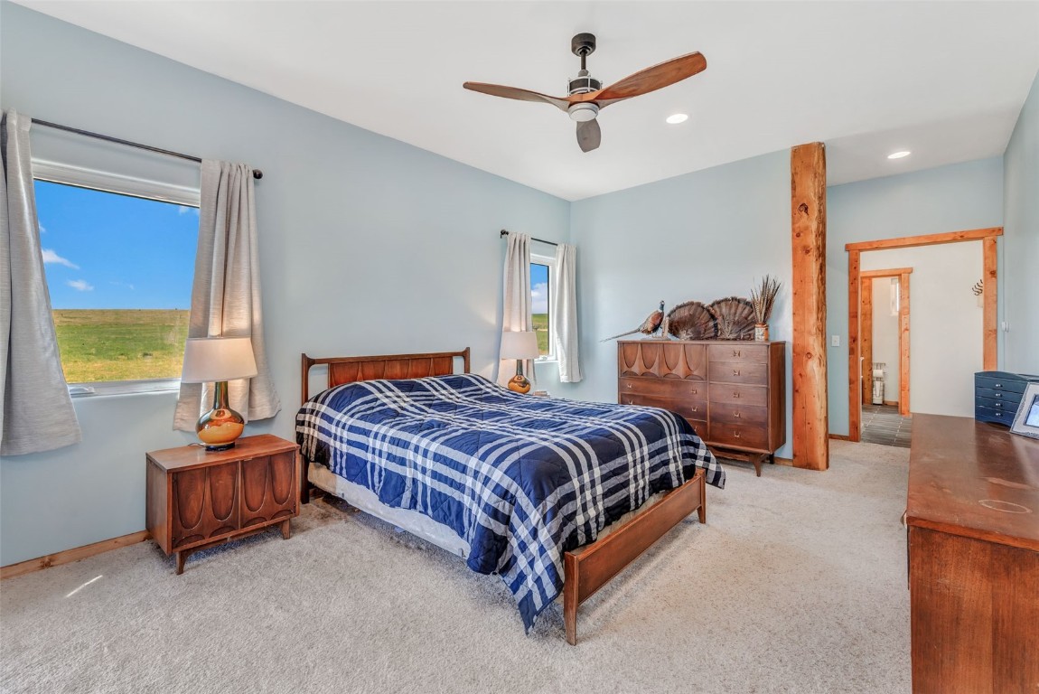 38290 Hillcrest Court Property Photo 25
