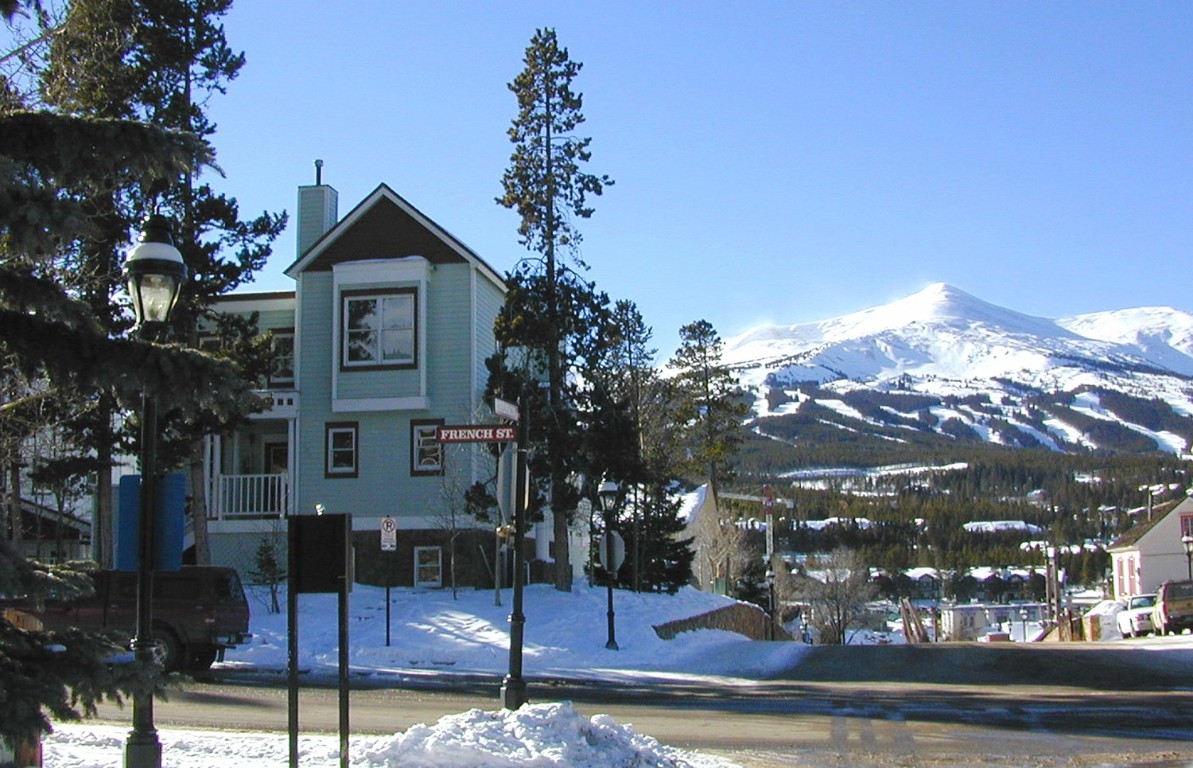 401 S French Street G1 Property Photo