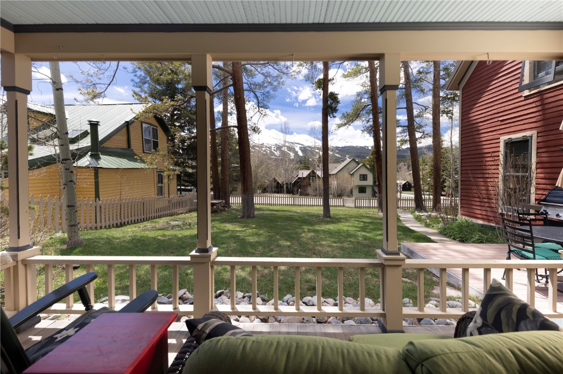 102 S High Street Property Photo 17