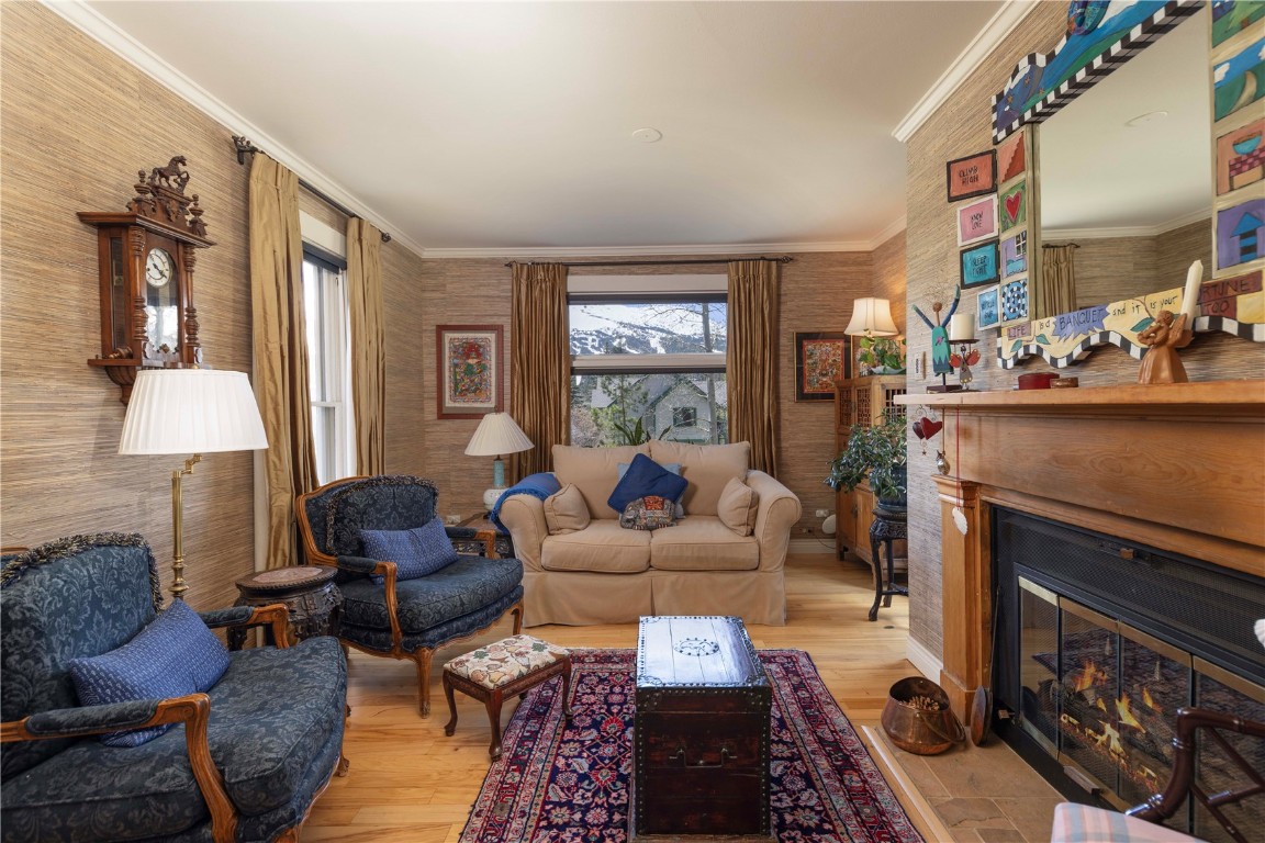 102 S High Street Property Photo 25