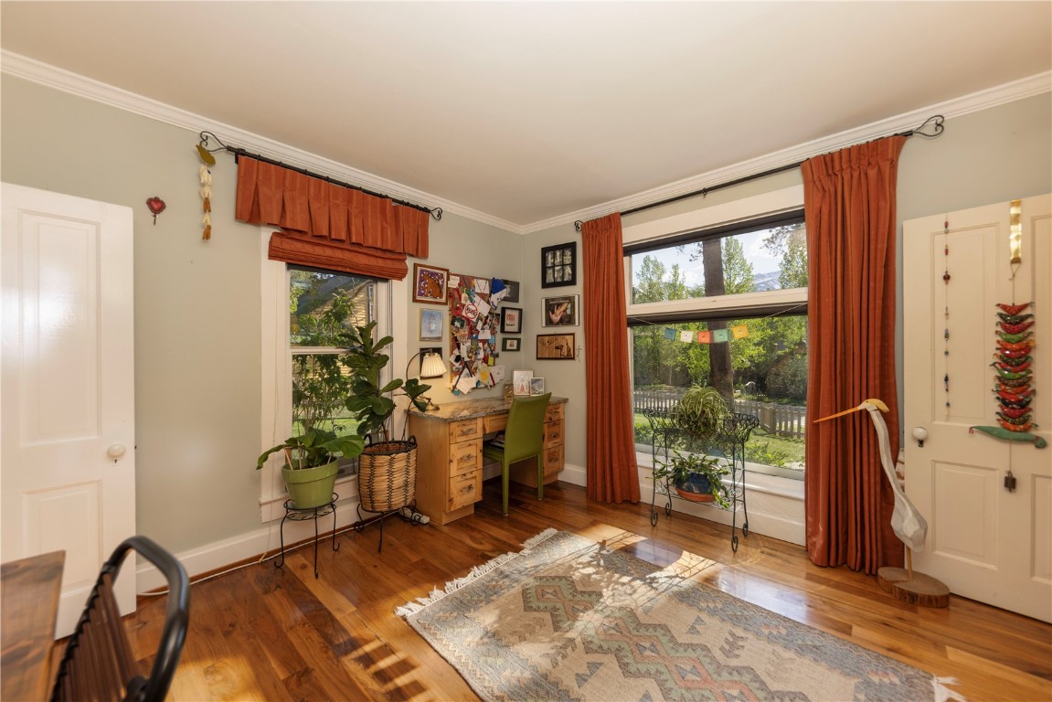 102 S High Street Property Photo 31