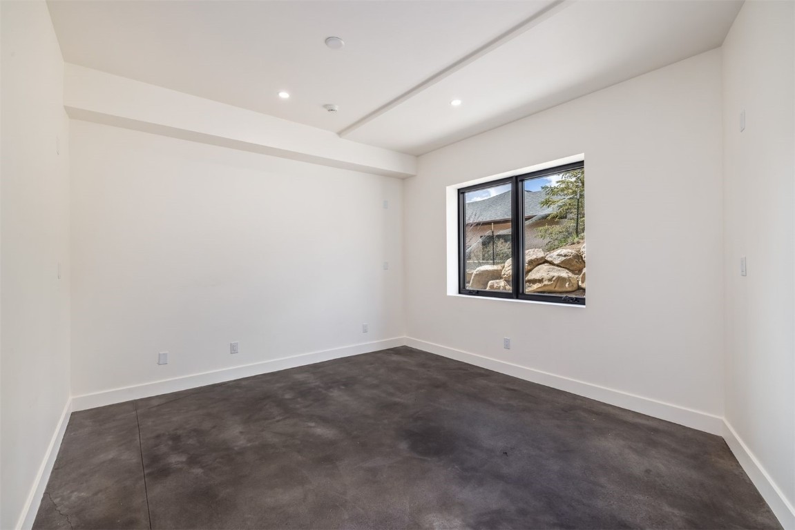 18 Heather Way Property Photo 38