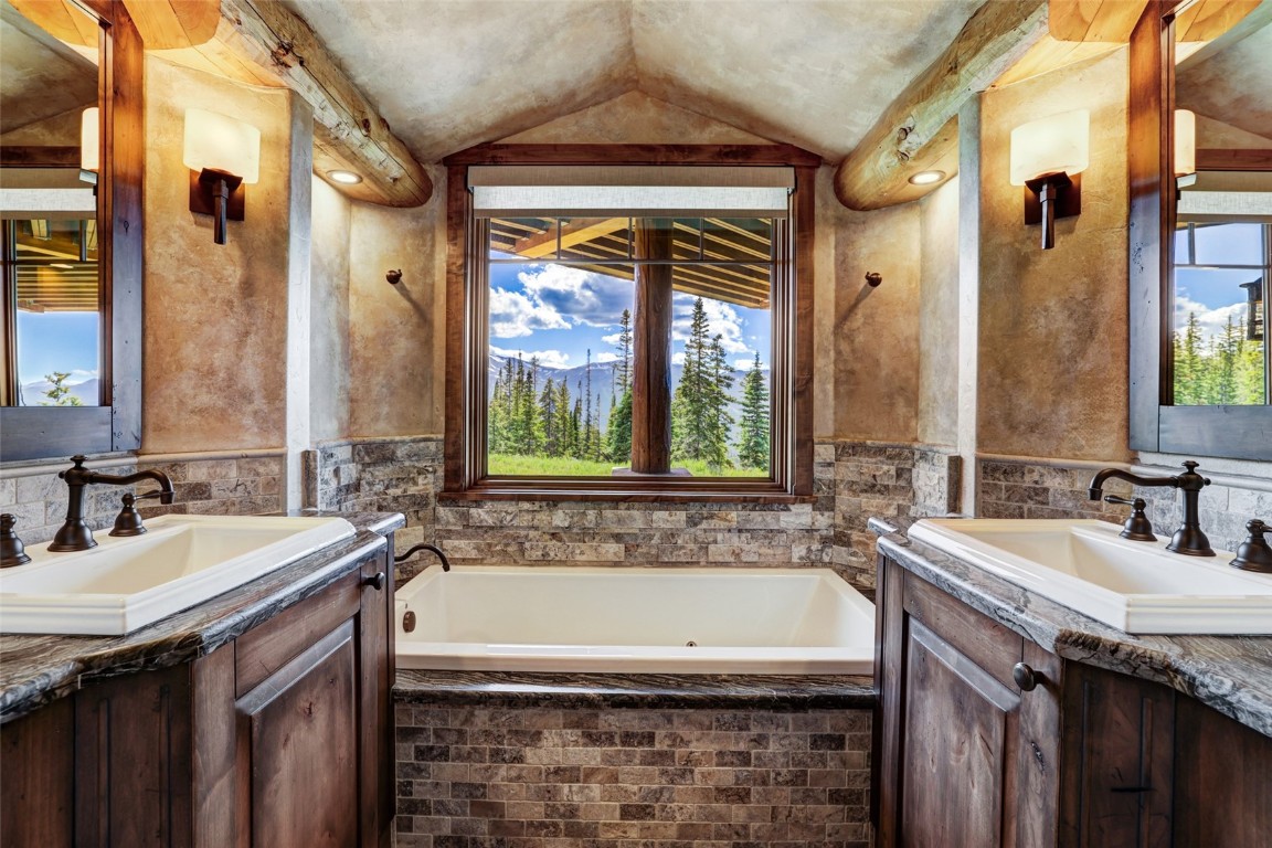 300 Little Sallie Barber Trail Property Photo 36