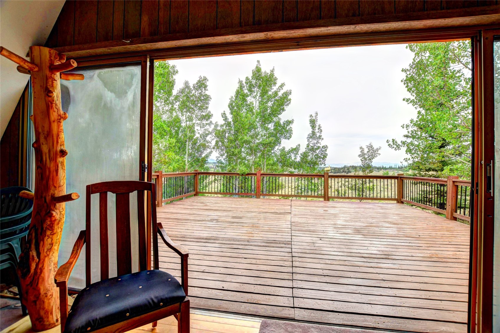 567 Haida Road Property Photo 8
