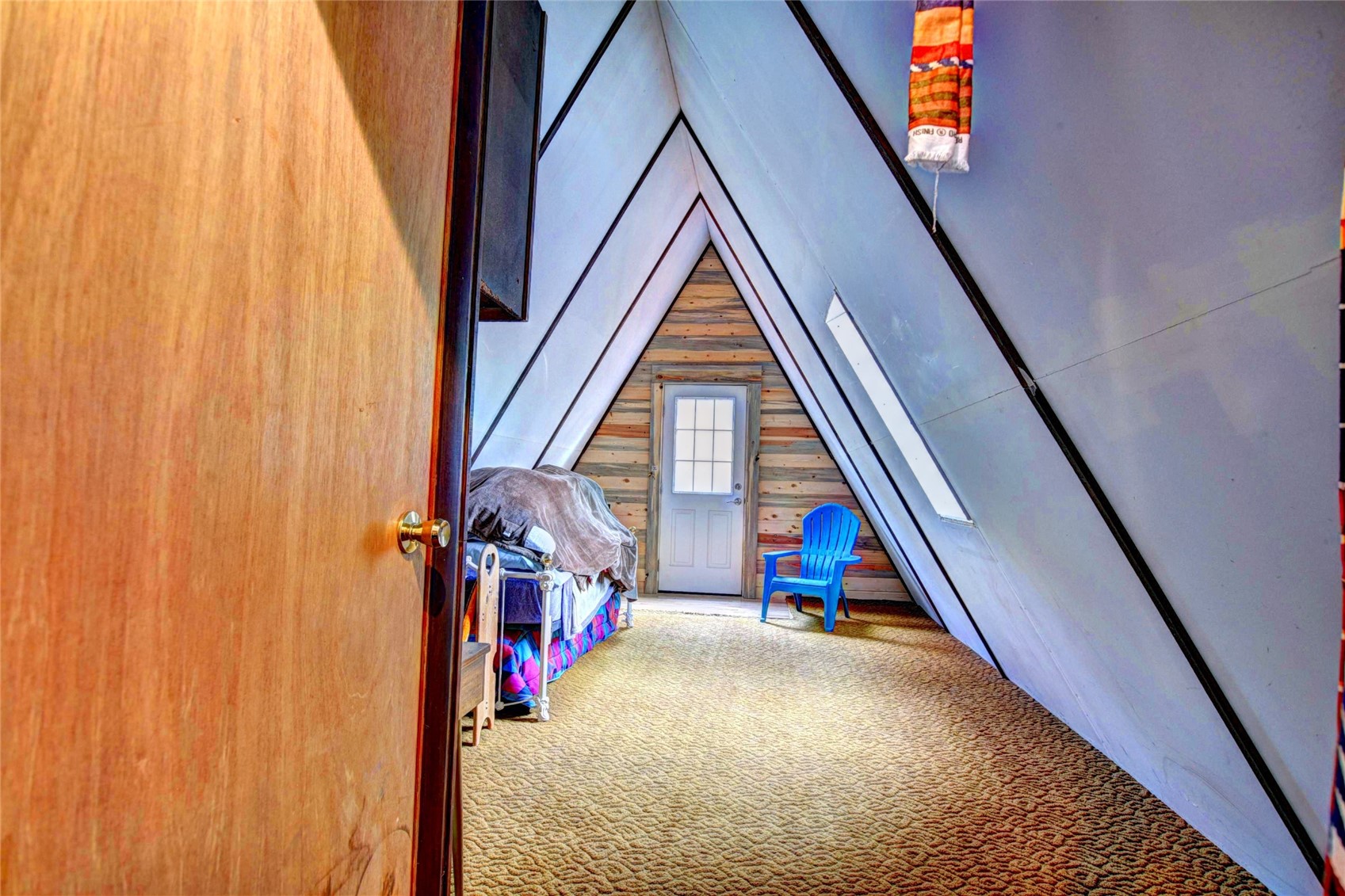 567 Haida Road Property Photo 15