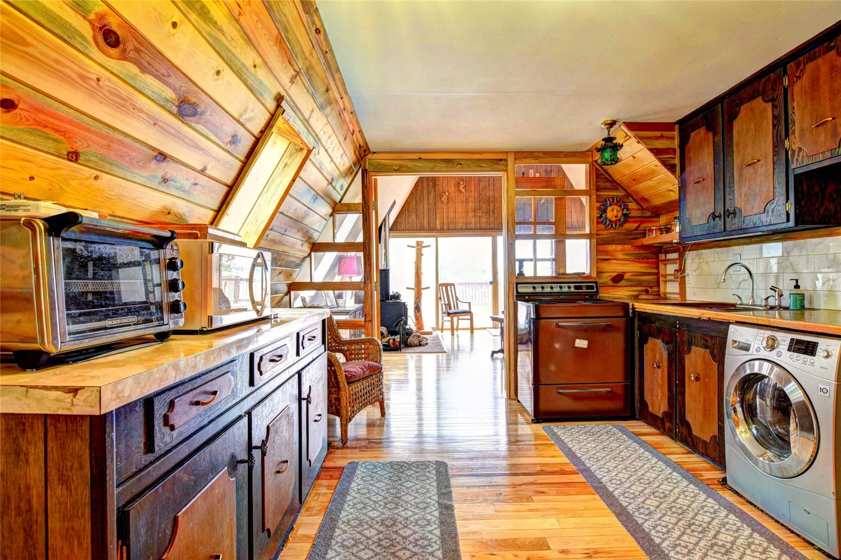 567 Haida Road Property Photo 22