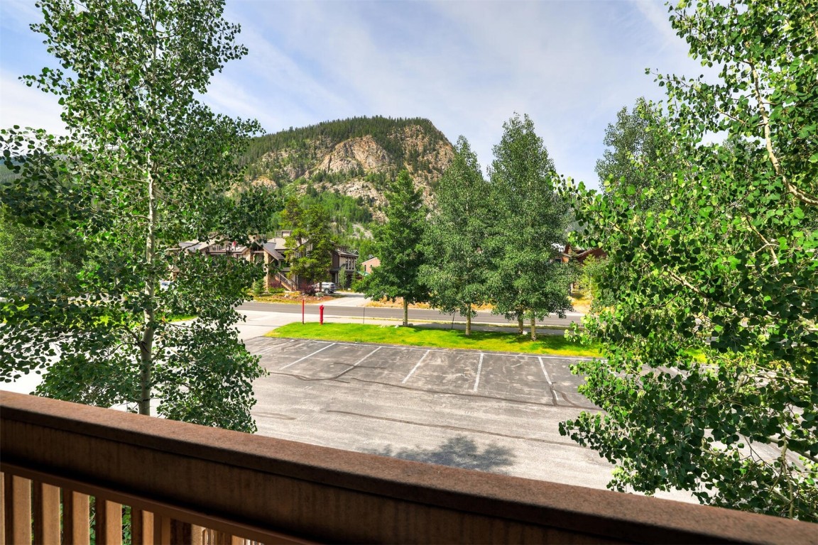 Ten Mile Creek Condo Real Estate Listings Main Image