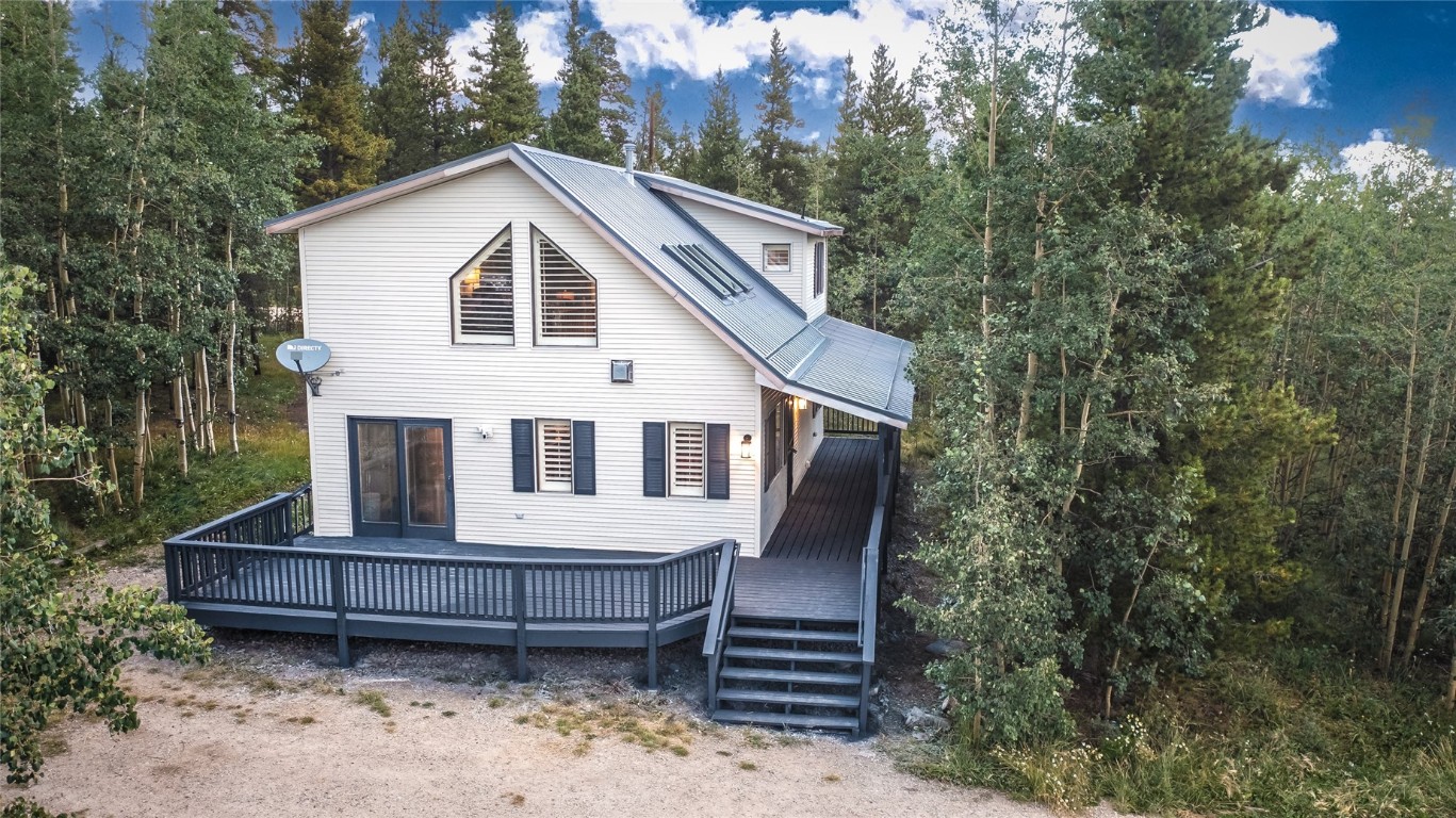 42 Clover Court Property Photo