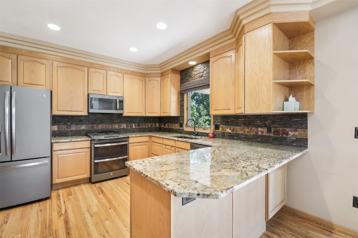2231 Stillwater Creek Drive Property Photo 12