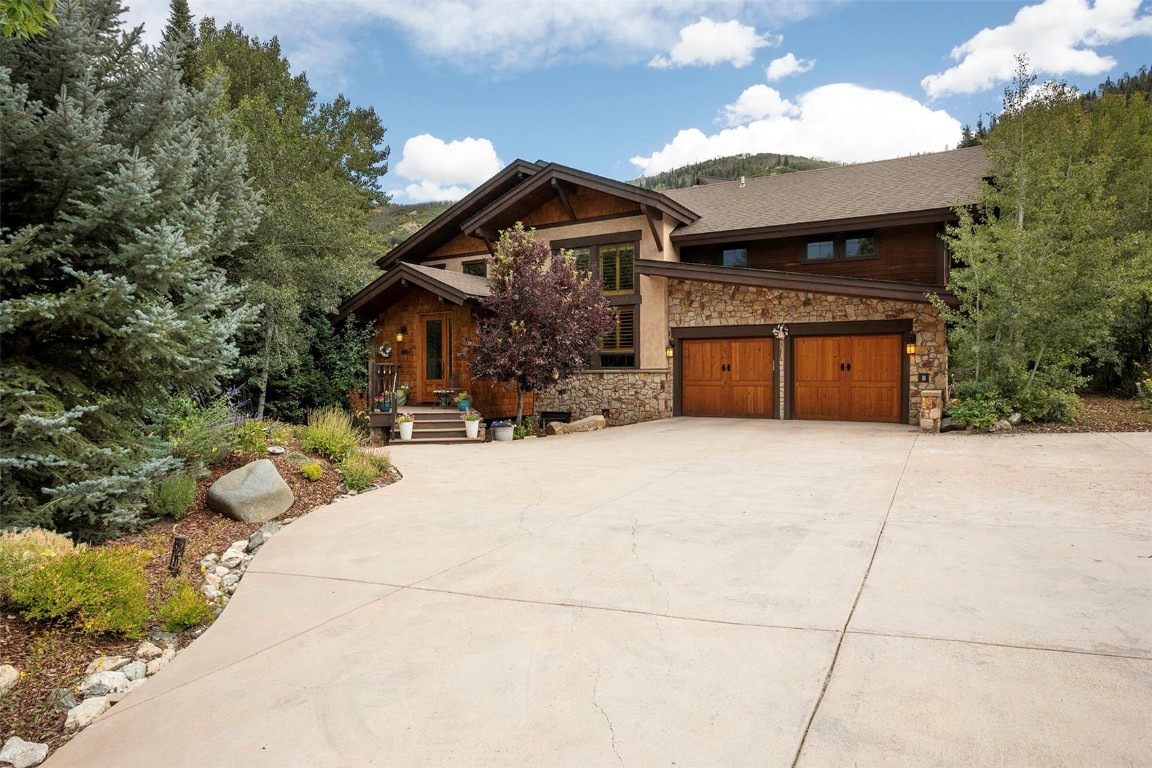 2415 Val Disere Circle Property Photo