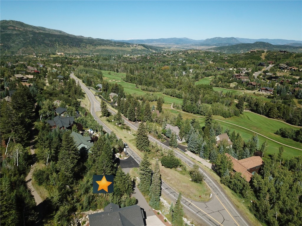 1028 Steamboat Boulevard Property Photo 7