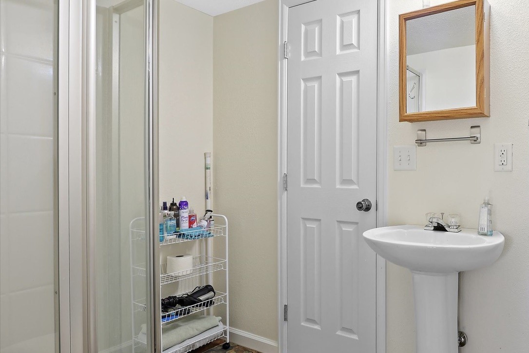 131 W Virginia Street Property Photo 16