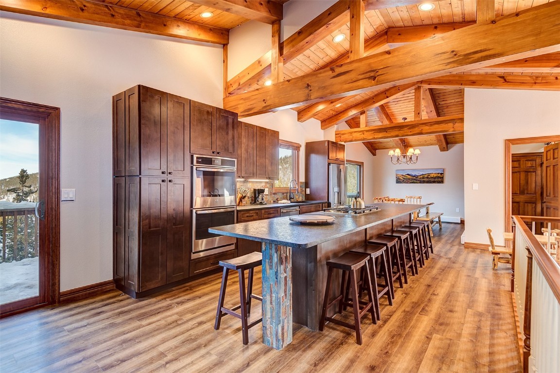 537 Moonstone Road Property Photo