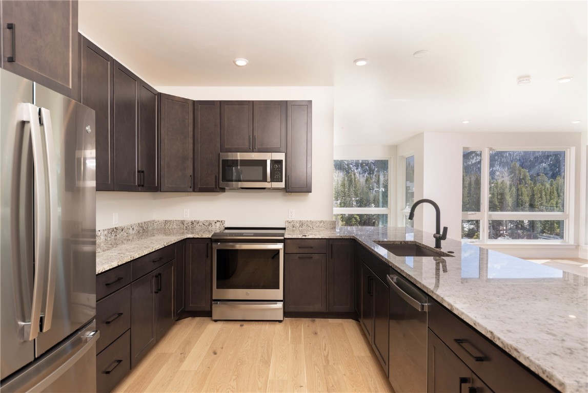 35 Argentine Court 106 Property Photo 31