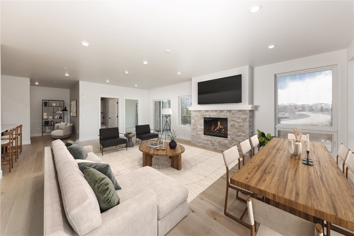 35 Argentine Court 105 Property Photo 2